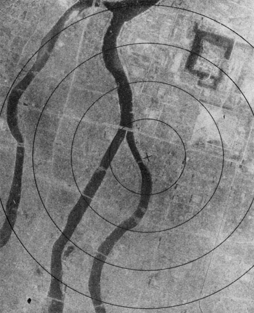 Hiroshima after bombing. Area around ground zero.