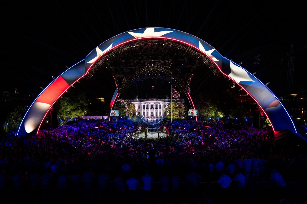 President Donald J. Trump and First Lady Melania Trump attend UFC Freedom 250, the mixed martial arts event produced by the Ultimate Fighting Championship, Sunday, June 14, 2026, on the South Lawn of the White House. (Official White House Photo by Andrea Hanks)
